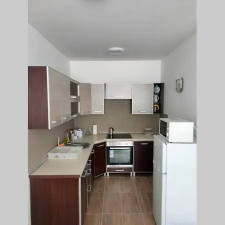 Apartment Plaza - Center, Free Parking, Free Wifi *